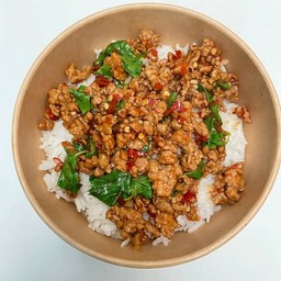 กะเพรา หมูสับ