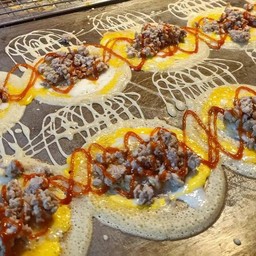 ไข่+หมูสับ ขนาดกลาง 5ชิ้น