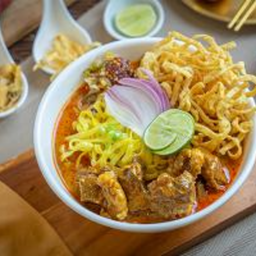 21. ข้าวซอยเนื้อ