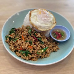 กระเพาหมูสับ