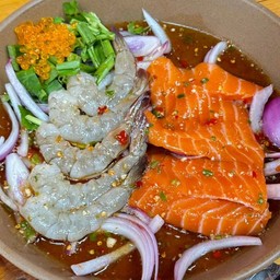 ยำแซ่บ2ใจ มอนกุ้ง