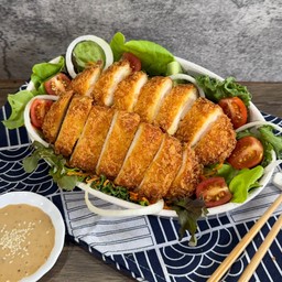 สลัดไก่ทอด