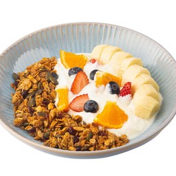 (v)Homemade Granola with Yogurt&Fresh Fruits กราโนล่าโฮมเมดกับโยเกิร์ตและผลไม้สด
