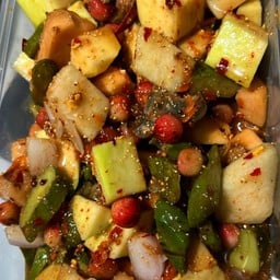 ผลไม้รวมเปรี้ยวคลุก