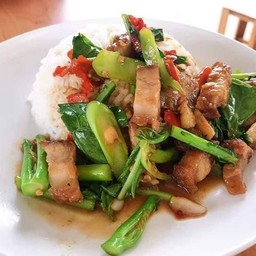 ผัดคะน้าหมู