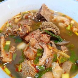 ต้มแซ่บเนื้อ