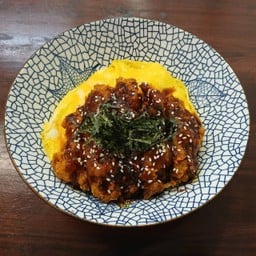 ข้าวไก่กรอบซอสเทอริยากิ