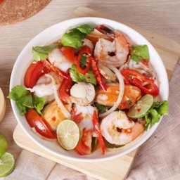 ยำรวมมิตรทะเล