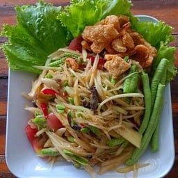 ส้มตำลาวพร้อมแคปหมุ