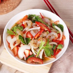 ยำแมงกะพรุนสไตล์ไทย