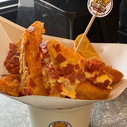 โฮมเมดโปเตโต้เวดจ์แอนด์เบคอน