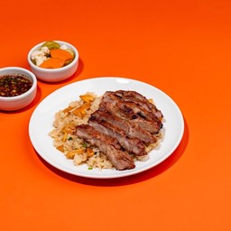 ข้าวหน้าสันคอหมูย่างเตาถ่่าน