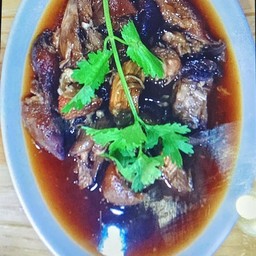 ขาหมูพะโล้