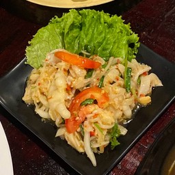 ยำตีนไก่