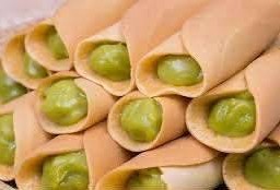 ไส้สังขยาใบเตย 10 ชิ้น