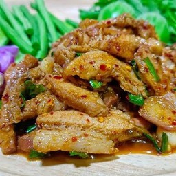 น้ำตกหมู