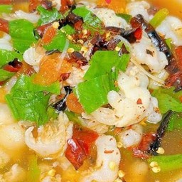 ต้มแซ่บเล็บมือนาง