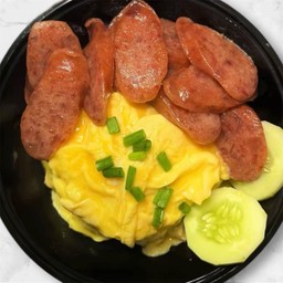 ข้าวไข่ข้นกุนเชียง