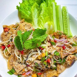 ยำขนมจีนหมูยอปลาทู