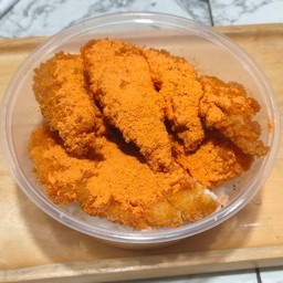 ข้าวไก่ทอด โรยผงรสปาปริก้า