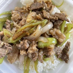 ผัดพริกหยวกราดข้าว