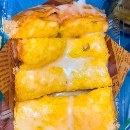 ขนมปังเนยนมน้ำตาล