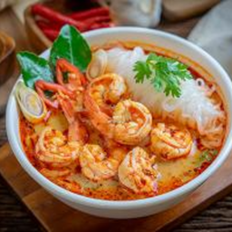 105. ก๋วยเตี๋ยวต้มยำ