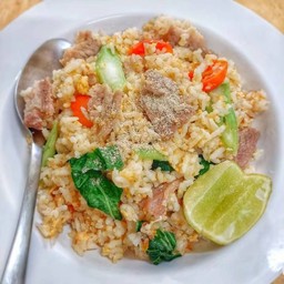 ข้าวผัดไข่ใส่หมู