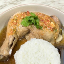 อาหารตามใจ - Up2Me หน้าโรงเรียนสตรีศรีสุริโยทัย