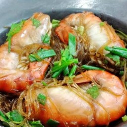 กุ้งแม่น้ำอบวุ้นเส้น