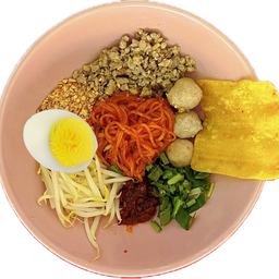 เส้นใหญ่ต้มยำแห้ง