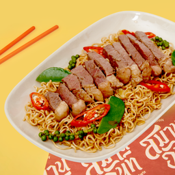 ผัดมาม่าซอสหอยลายพิคานย่า