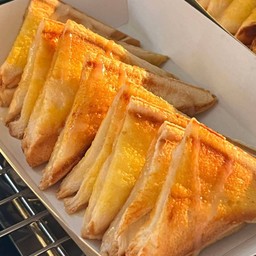 แซนวิช พริกเผาไก่หยอง