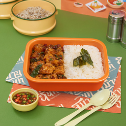 กะเพราหมูกรอบ