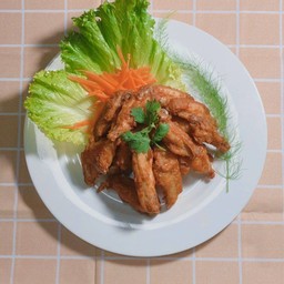 ปีกไก่ทอดน้ำปลา