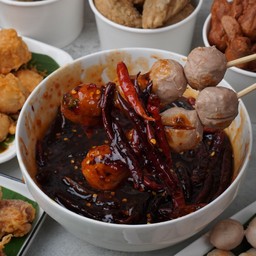 ลูกชิ้นเอ็นหมู + น้ำจิ้มมะขามโคตรแซ่บ