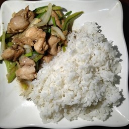 ข้าวผัดพริกอ่อน