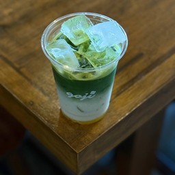 CLASSIC MATCHA LATTE