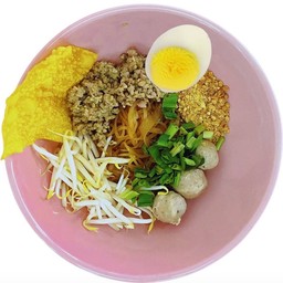 เส้นหมี่แห้งโบราณใส่ซีอิ้วดำ