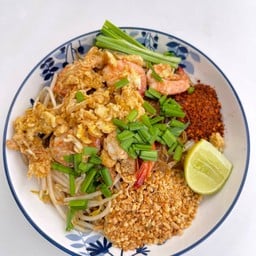 ผัดไทกุ้งสด