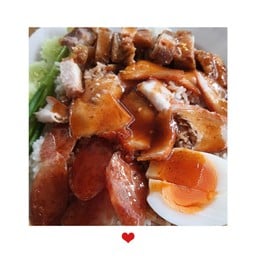 ข้าวหมูแดง+หมูกรอบ