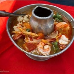 ต้มยำรวมมิตรทะเล