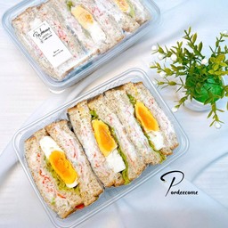 ปูอัดไข่ดาว3ชิ้นกล่องใหญ่