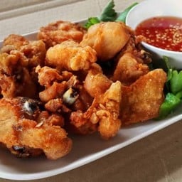 ไก่คั่วเกลือ  Roasted chicken with salt