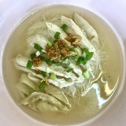 ก๋วยเตี๋ยวไก่