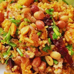 ยำข้าวทอด(ไม่ใส่แหนม)