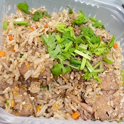 ข้าวผัดหมูนุ่ม