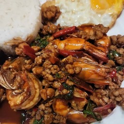 ข้าวกะเพราหมูสับ+กุ้ง
