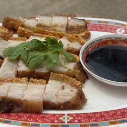 หมูกรอบ เป็นกับ