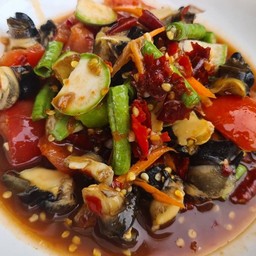 ตำเหลาหอยเชอรี่ปลาร้า